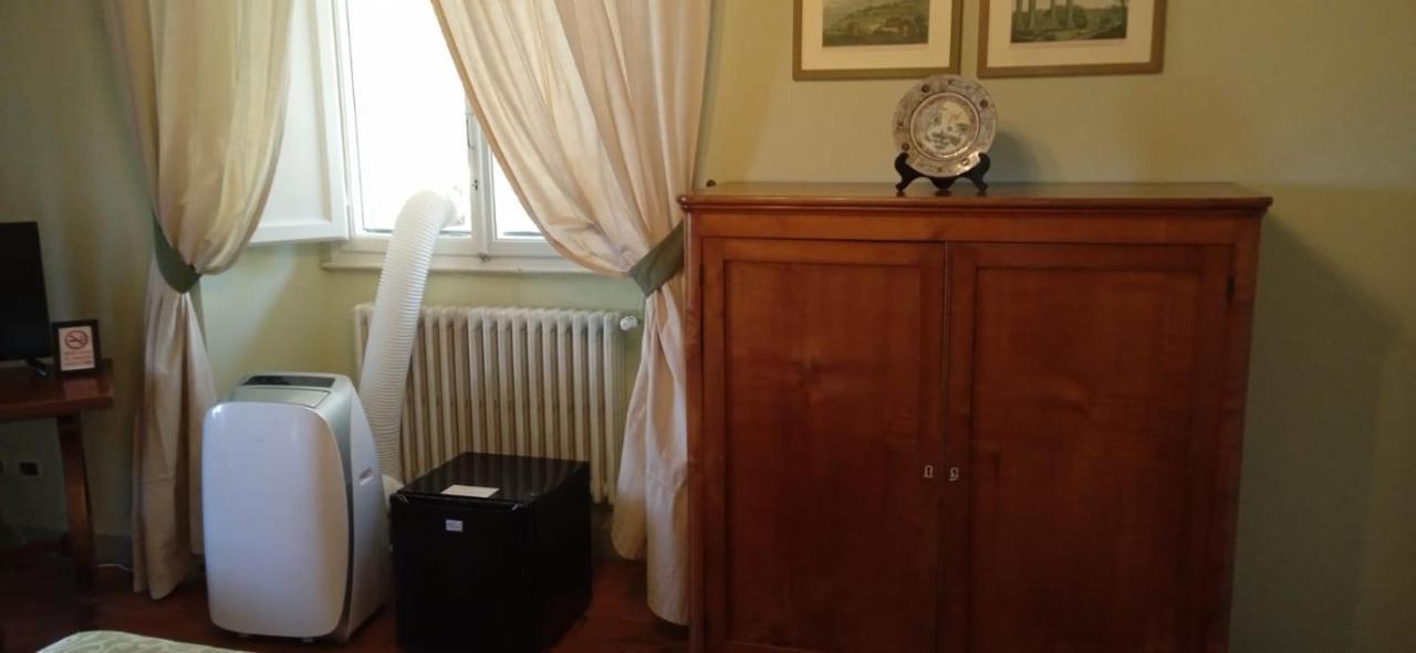 Villa Di Corliano Relais All'Ussero 圣朱利亚诺-泰尔梅 外观 照片