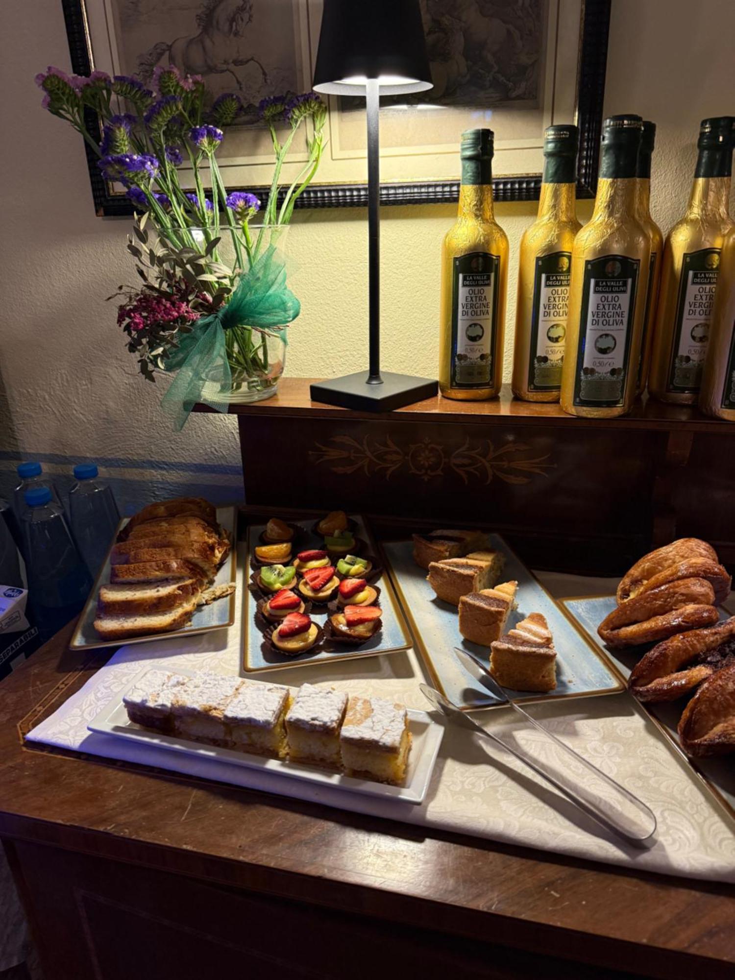 Villa Di Corliano Relais All'Ussero 圣朱利亚诺-泰尔梅 外观 照片