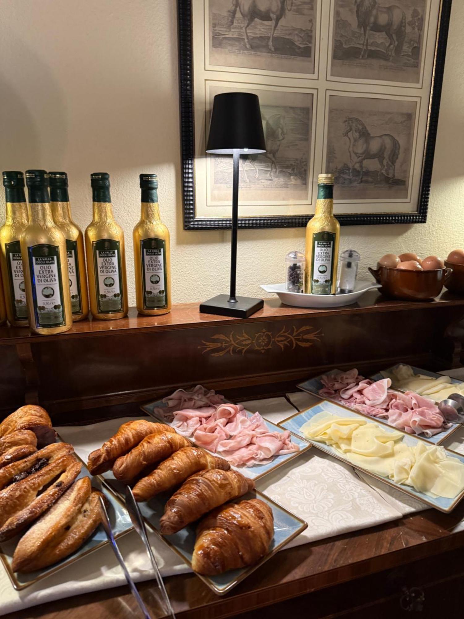 Villa Di Corliano Relais All'Ussero 圣朱利亚诺-泰尔梅 外观 照片